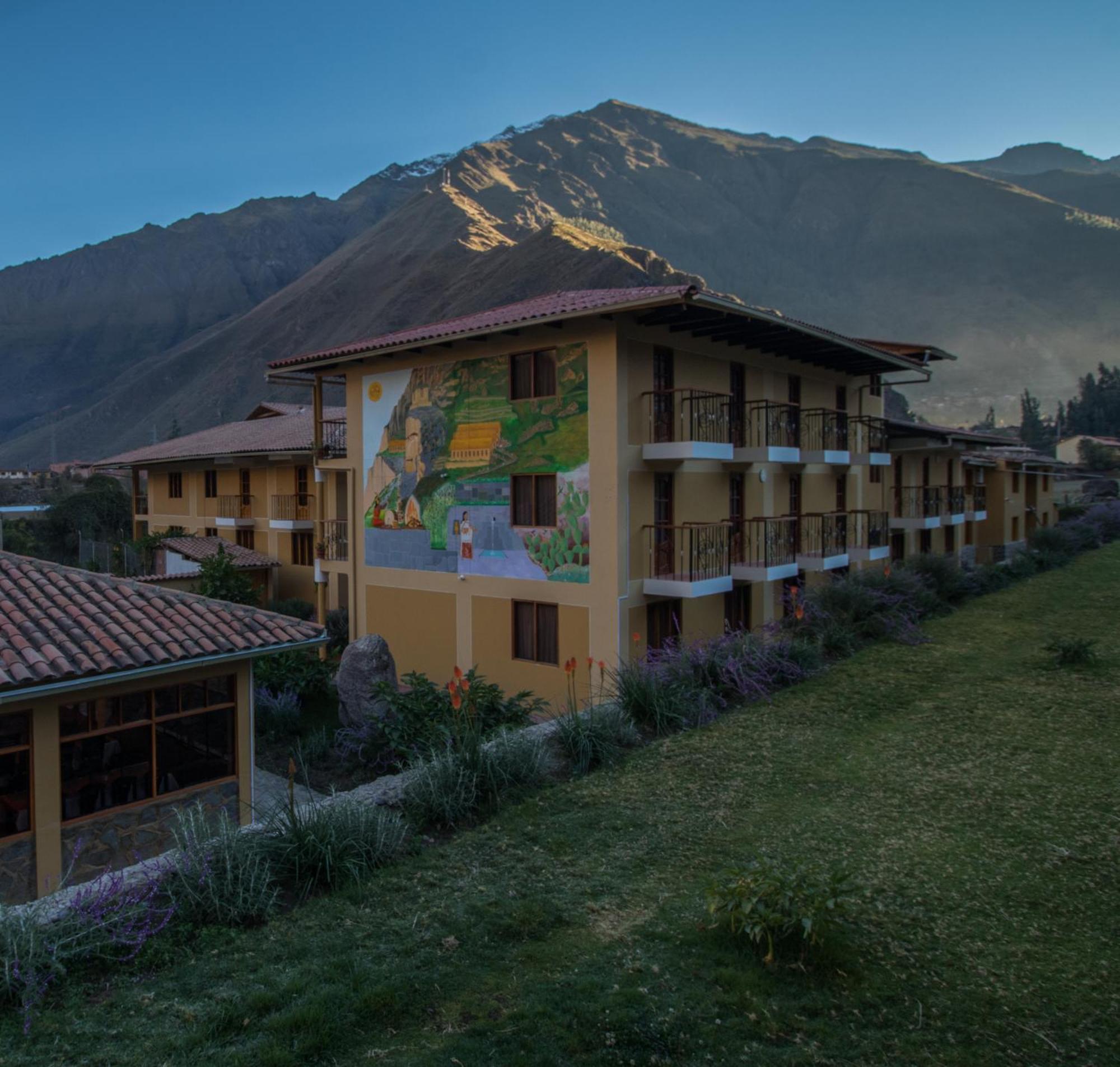 Tunupa Lodge Hotel Ollantaytambo Exterior photo