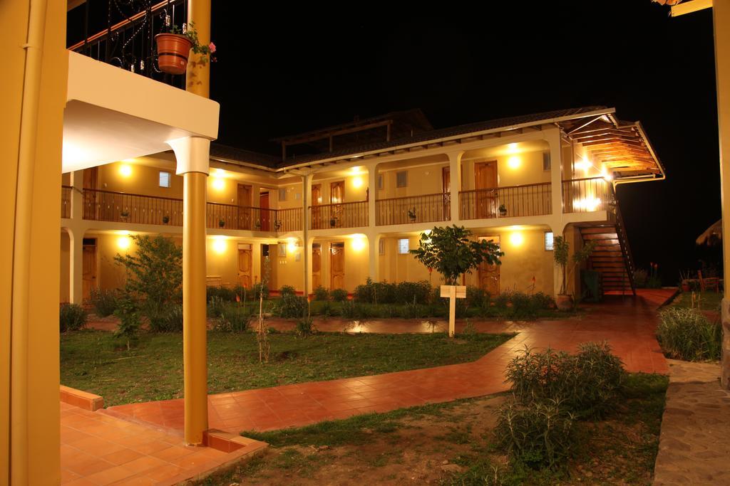 Tunupa Lodge Hotel Ollantaytambo Exterior photo